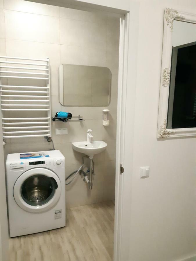 Transfer Apartament І.Franka 59 リヴィウ エクステリア 写真