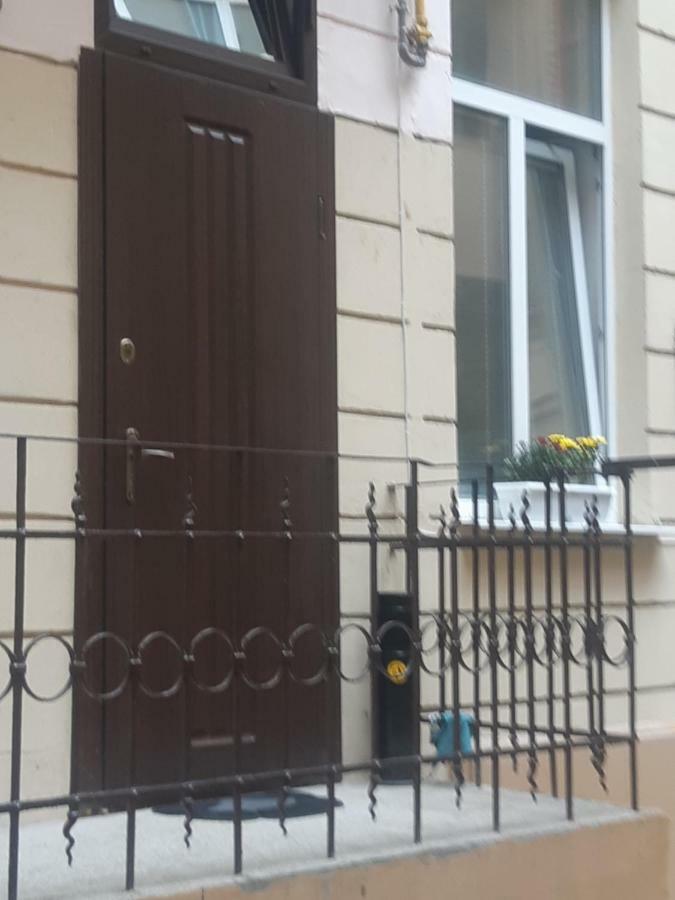 Transfer Apartament І.Franka 59 リヴィウ エクステリア 写真